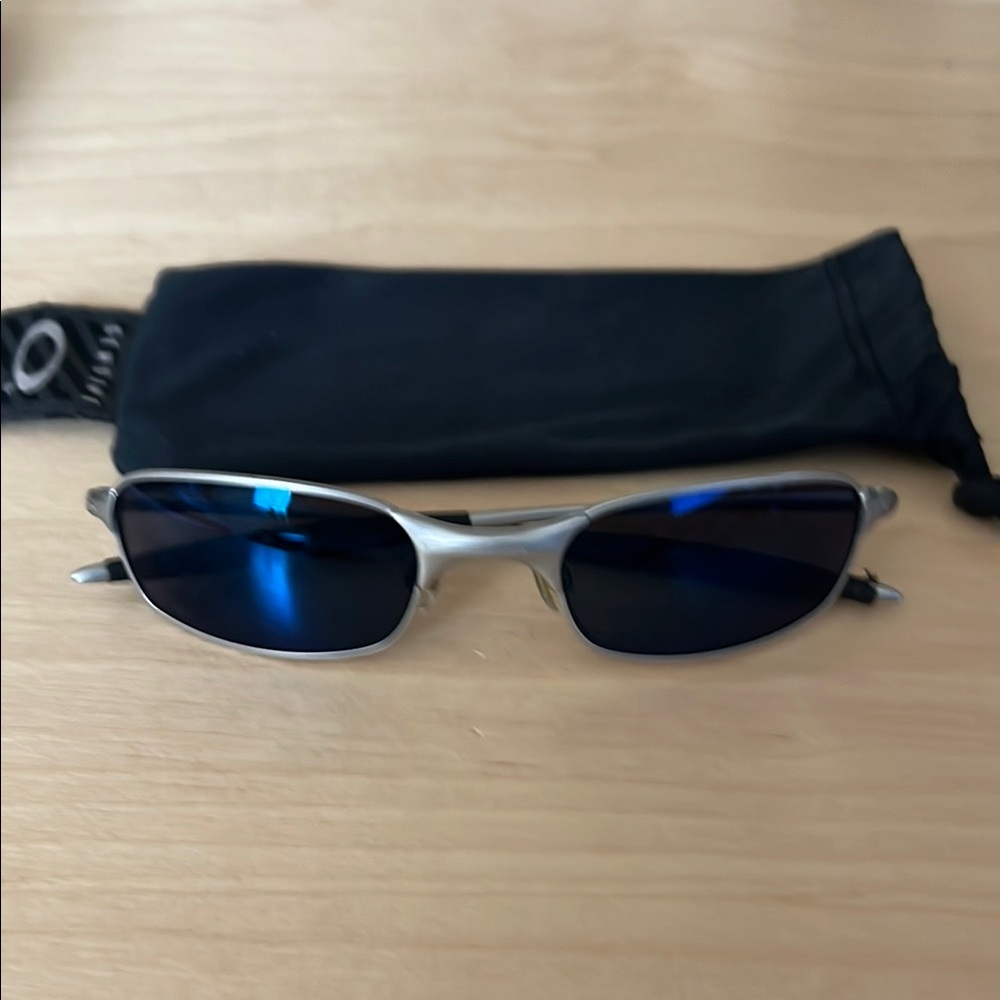Vintage Oakley Silver Sunglasses